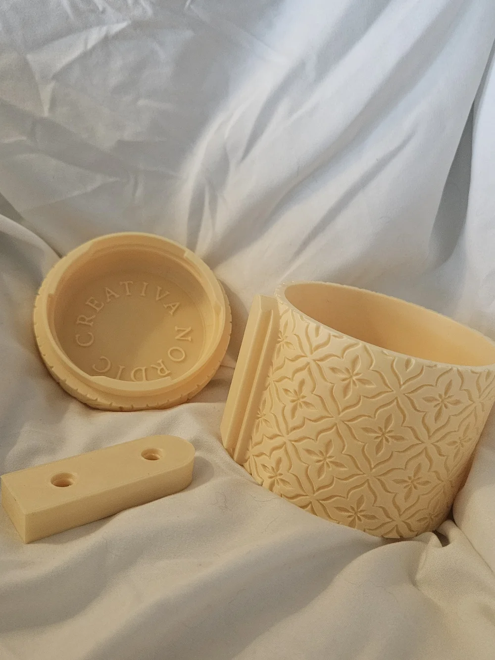 Decorative Embossed 3d Printed Planter - Light Yellow